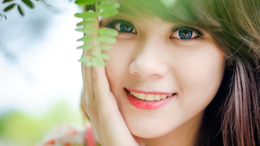 航拍祁连山南麓“高原桃花源”